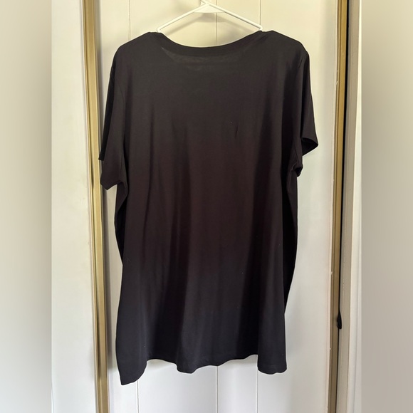 NWOT Torrid Chicago Bulls Classic Fit Tee size 2 - Picture 4 of 6